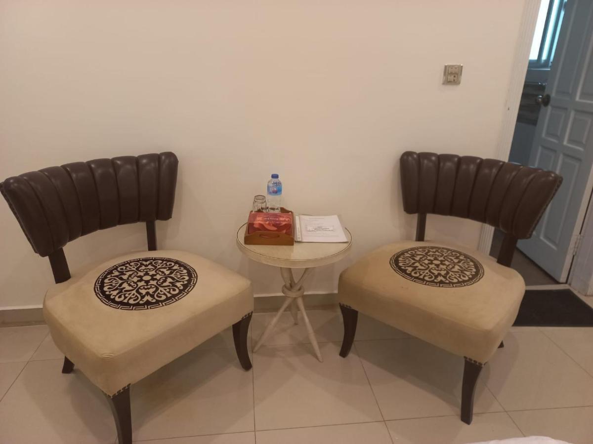 White House Residencia Otel Rawalpindi Dış mekan fotoğraf